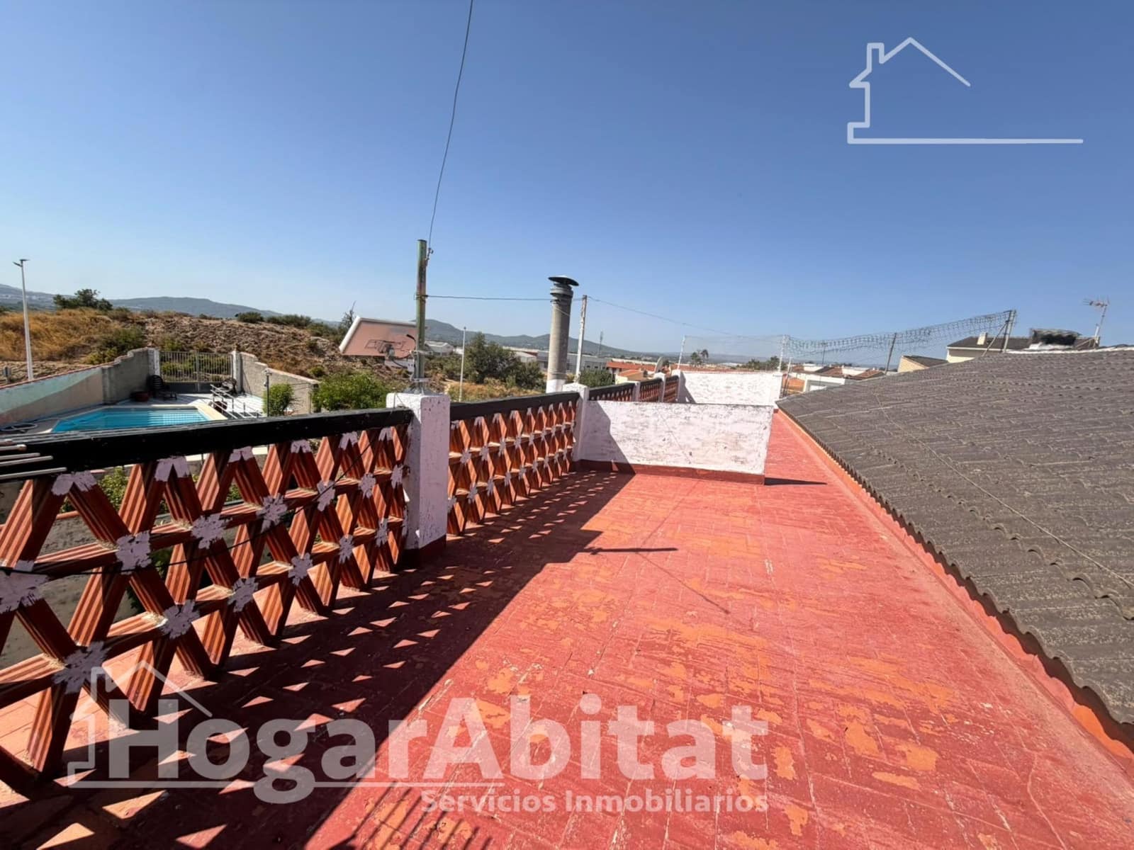 6 quarto Moradia para venda em Benaguasil com piscina garagem - 615 000 € (Ref: 10025817)