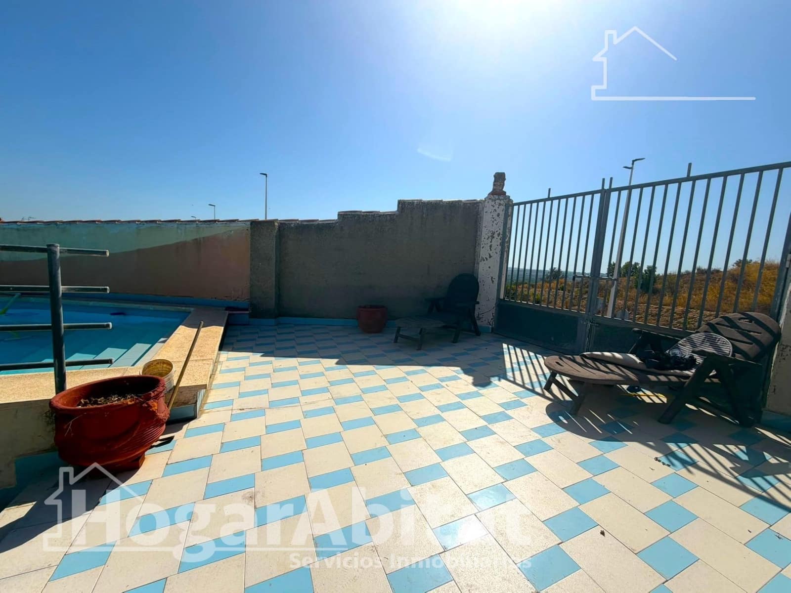 6 quarto Moradia para venda em Benaguasil com piscina garagem - 615 000 € (Ref: 10025817)