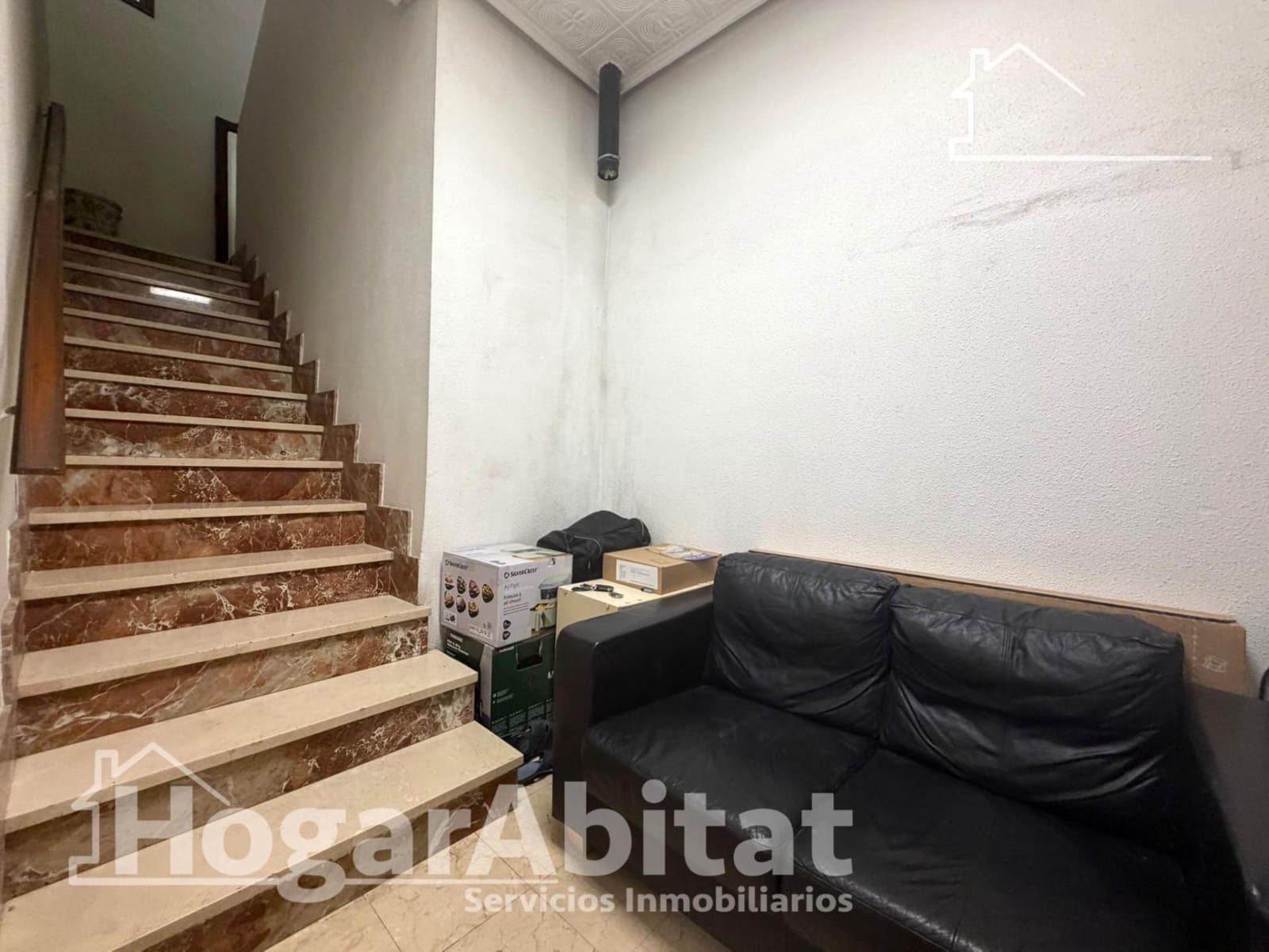 6 quarto Moradia para venda em Benaguasil com piscina garagem - 615 000 € (Ref: 10025817)