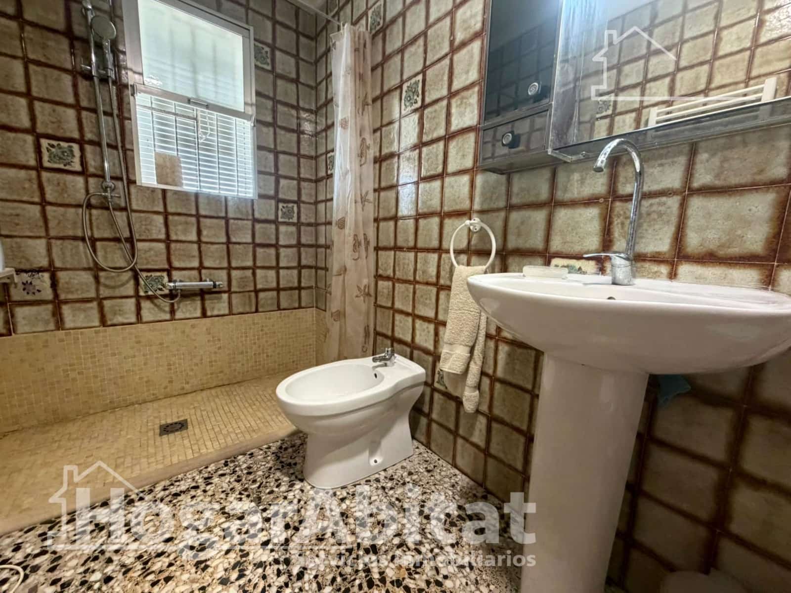 6 quarto Moradia para venda em Benaguasil com piscina garagem - 615 000 € (Ref: 10025817)