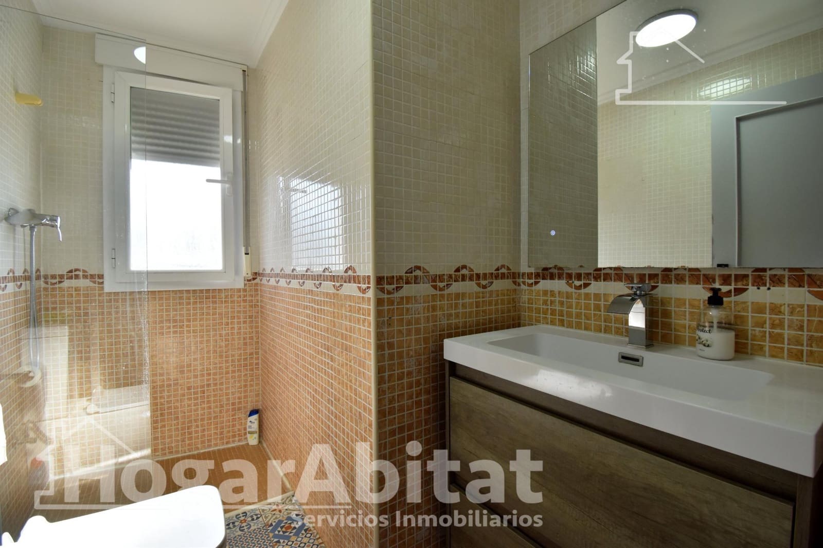 Adosado de 3 habitaciones en Guardamar de la Safor en venta con garaje - 295.000 € (Ref: 10027389)