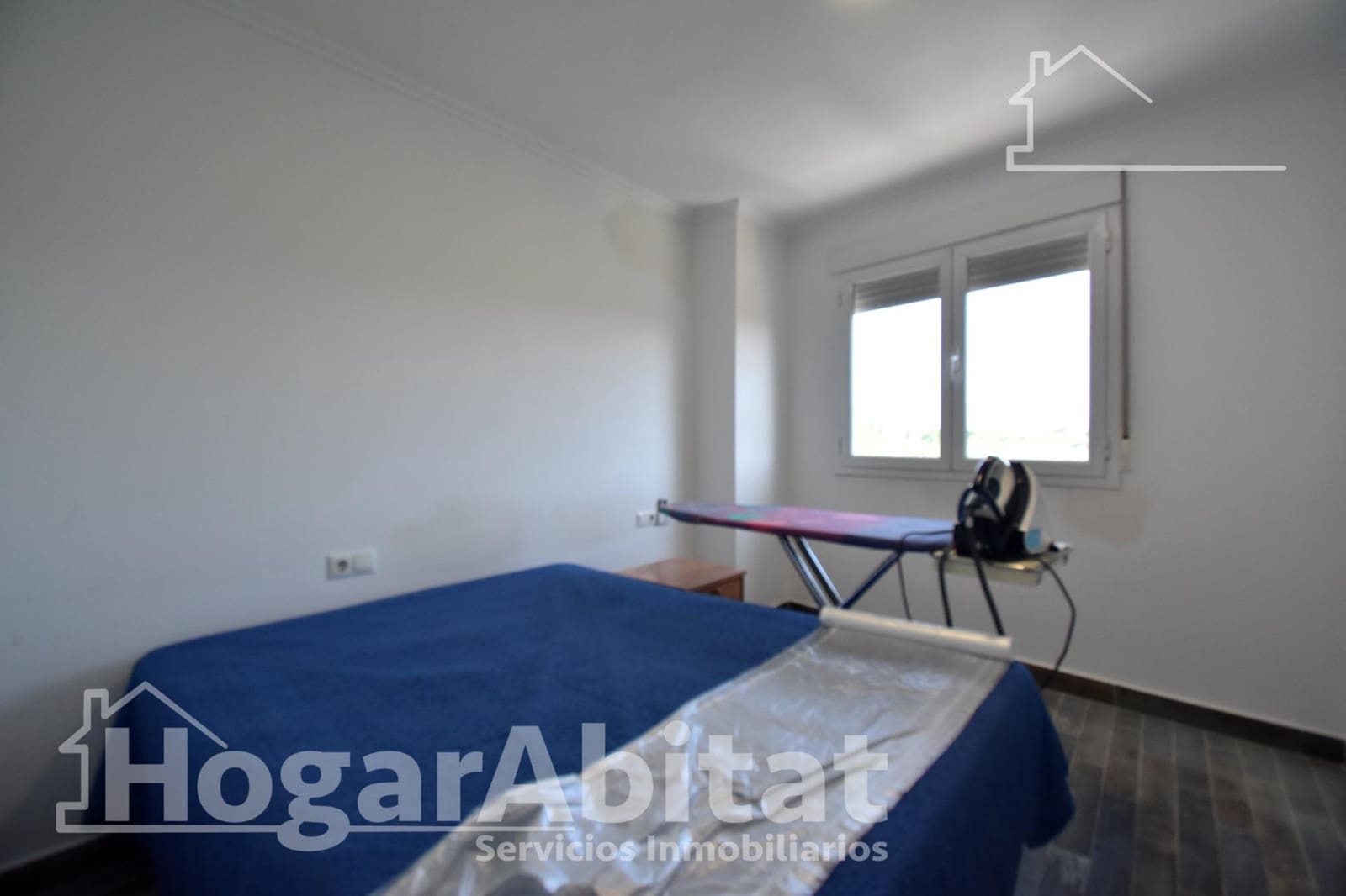 Adosado de 3 habitaciones en Guardamar de la Safor en venta con garaje - 295.000 € (Ref: 10027389)