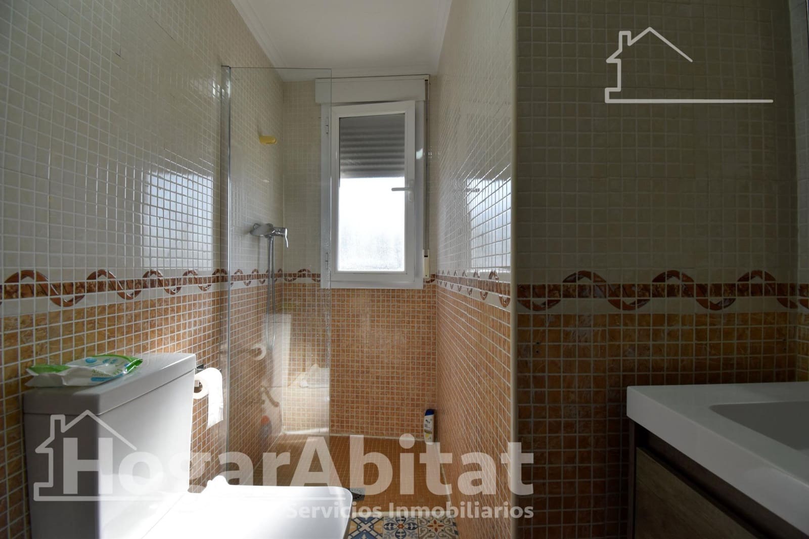Adosado de 3 habitaciones en Guardamar de la Safor en venta con garaje - 295.000 € (Ref: 10027389)
