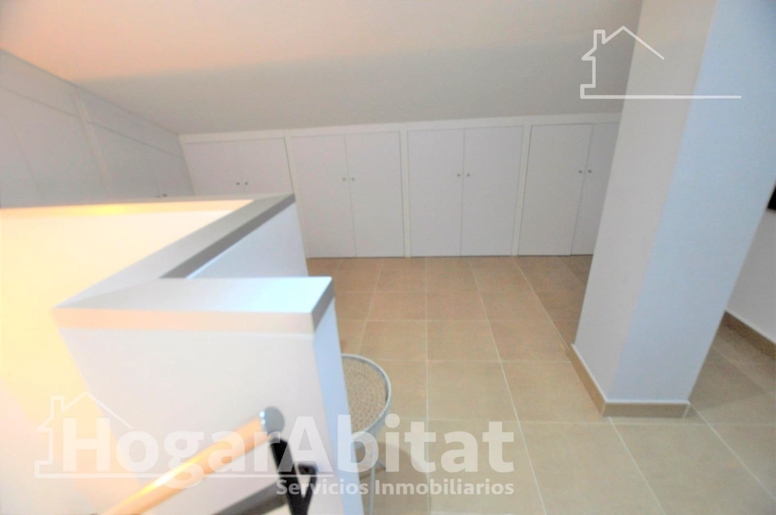 3 bedroom Penthouse for sale in Alcasser with garage - € 290,000 (Ref: 10027390)
