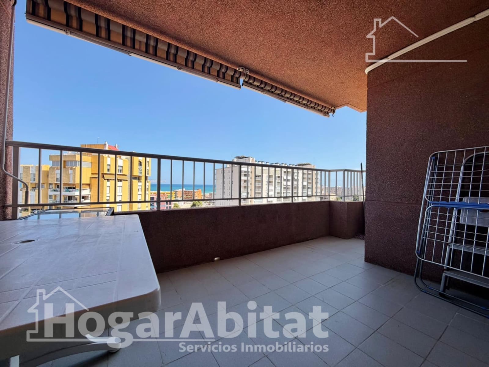 2 bedroom Flat for sale in Canet d'En Berenguer with pool - € 320,000 (Ref: 10030650)