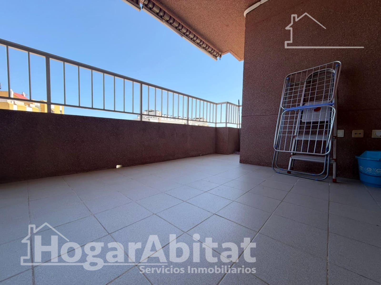 2 bedroom Flat for sale in Canet d'En Berenguer with pool - € 320,000 (Ref: 10030650)