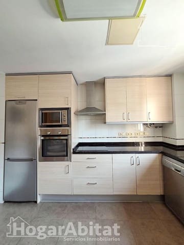 3 slaapkamer Flat te koop in Castelló de la Plana met zwembad garage - € 360.000 (Ref: 10030655)