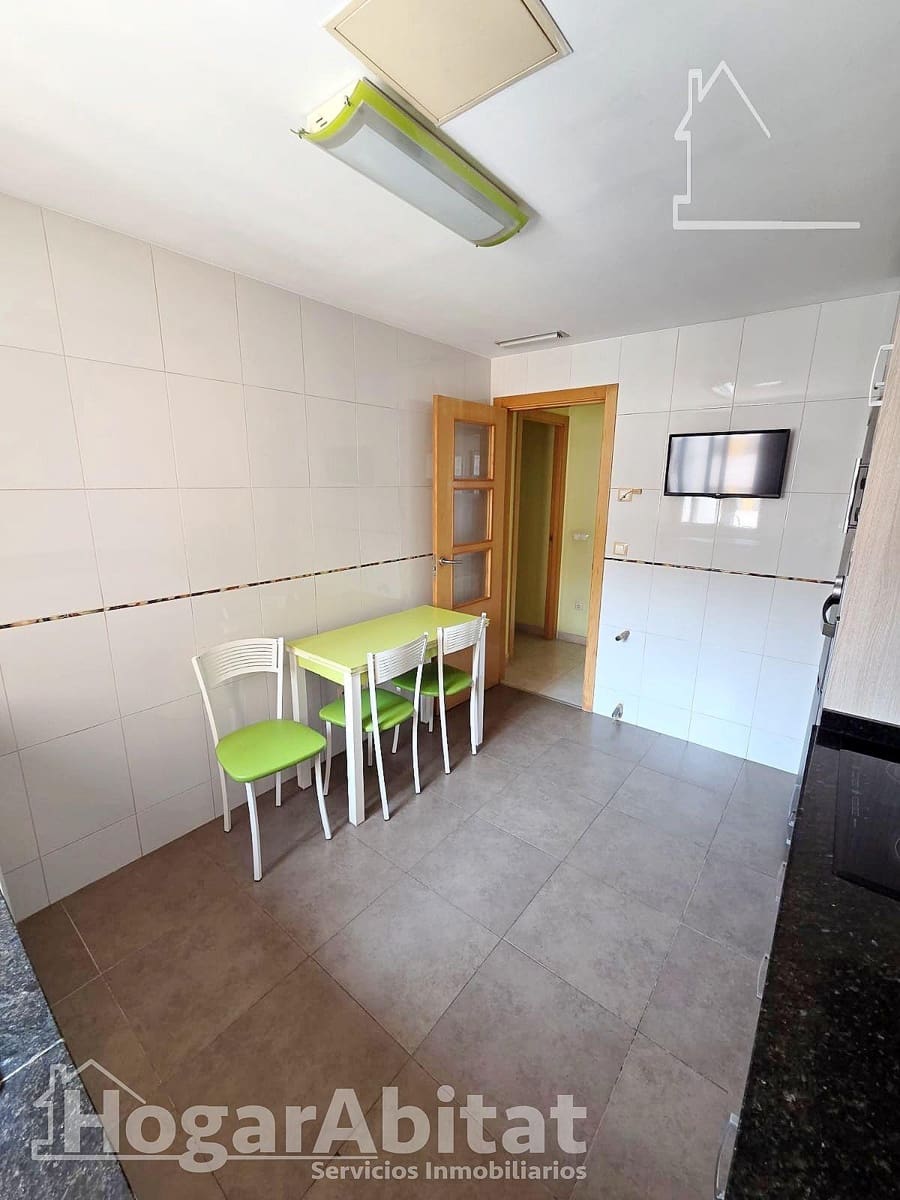 3 slaapkamer Flat te koop in Castello de la Plana met zwembad garage - € 360.000 (Ref: 10030655)
