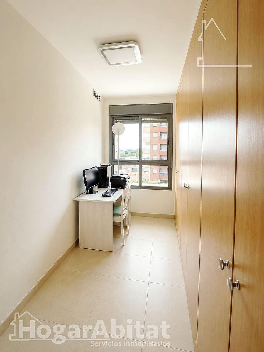 3 slaapkamer Flat te koop in Castello de la Plana met zwembad garage - € 360.000 (Ref: 10030655)