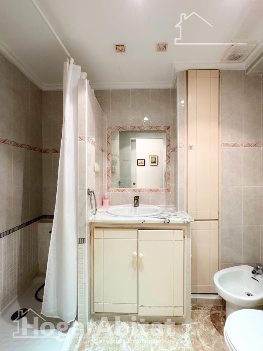 4 chambre Appartement à vendre à Paterna - 209 000 € (Ref: 10030659)