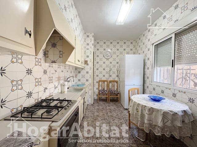 4 bedroom Townhouse for sale in Tavernes de la Valldigna - € 86,000 (Ref: 10030660)