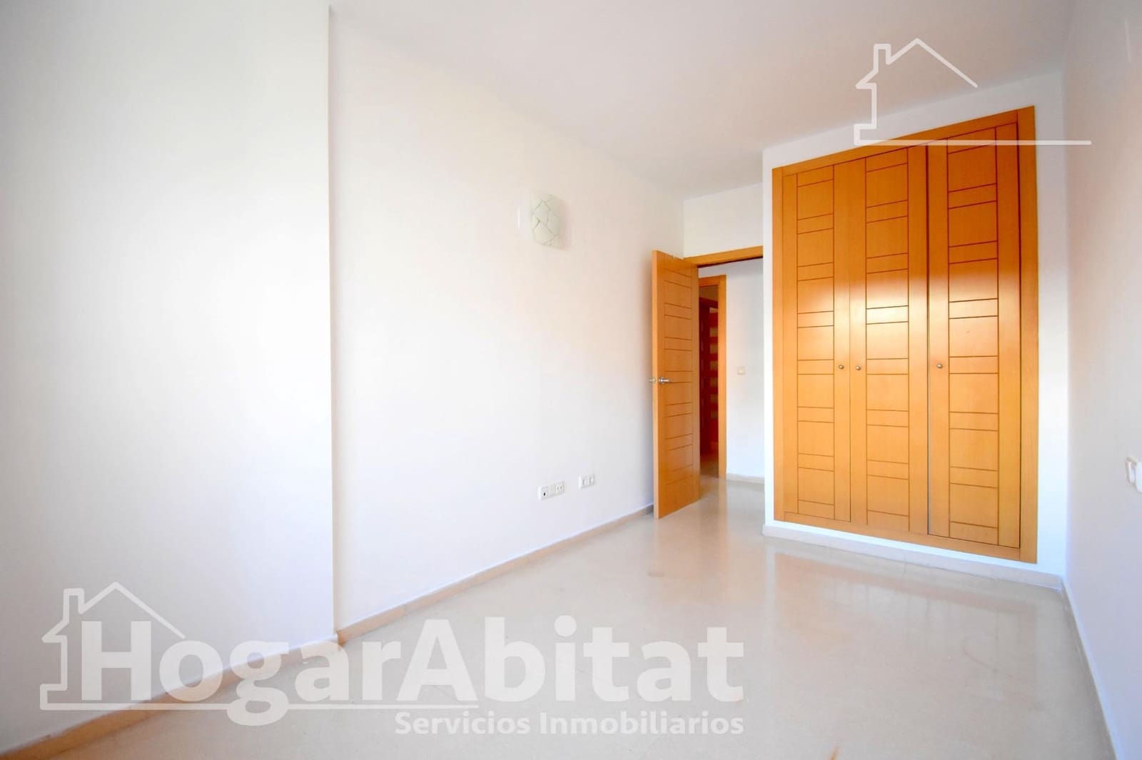 3 bedroom Flat for sale in Denia - € 230,000 (Ref: 10032121)