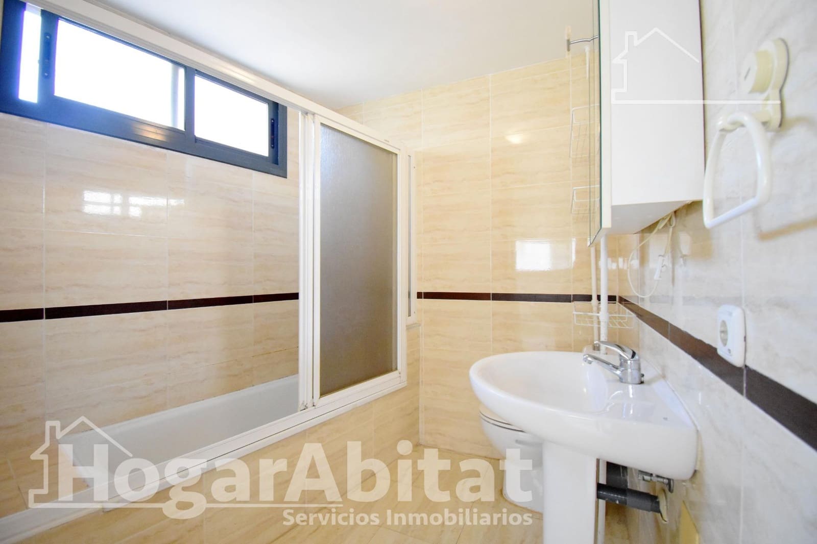 3 bedroom Flat for sale in Denia - € 230,000 (Ref: 10032121)