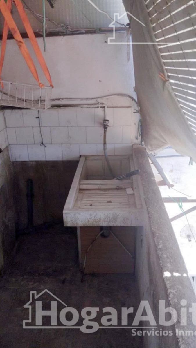 Piso de 3 habitaciones en Carcaixent en venta - 80.000 € (Ref: 10034056)