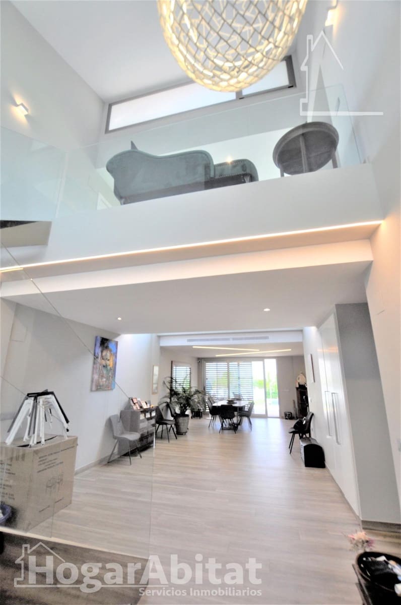 5 chambre Villa/Maison à vendre à Turis avec piscine garage - 590 000 € (Ref: 10034059)