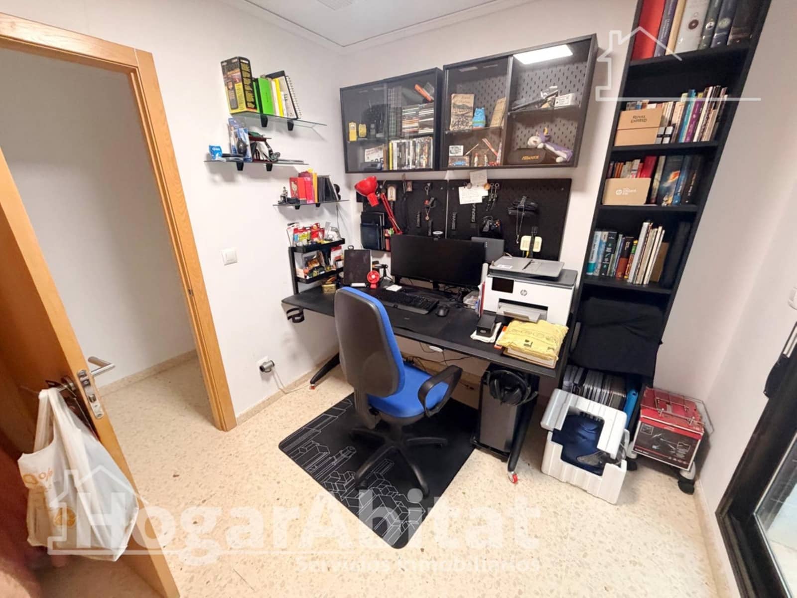 4 makuuhuone Asunto myytävänä paikassa Montserrat mukana 
autotalli - 220 000 € (Ref: 10035456)