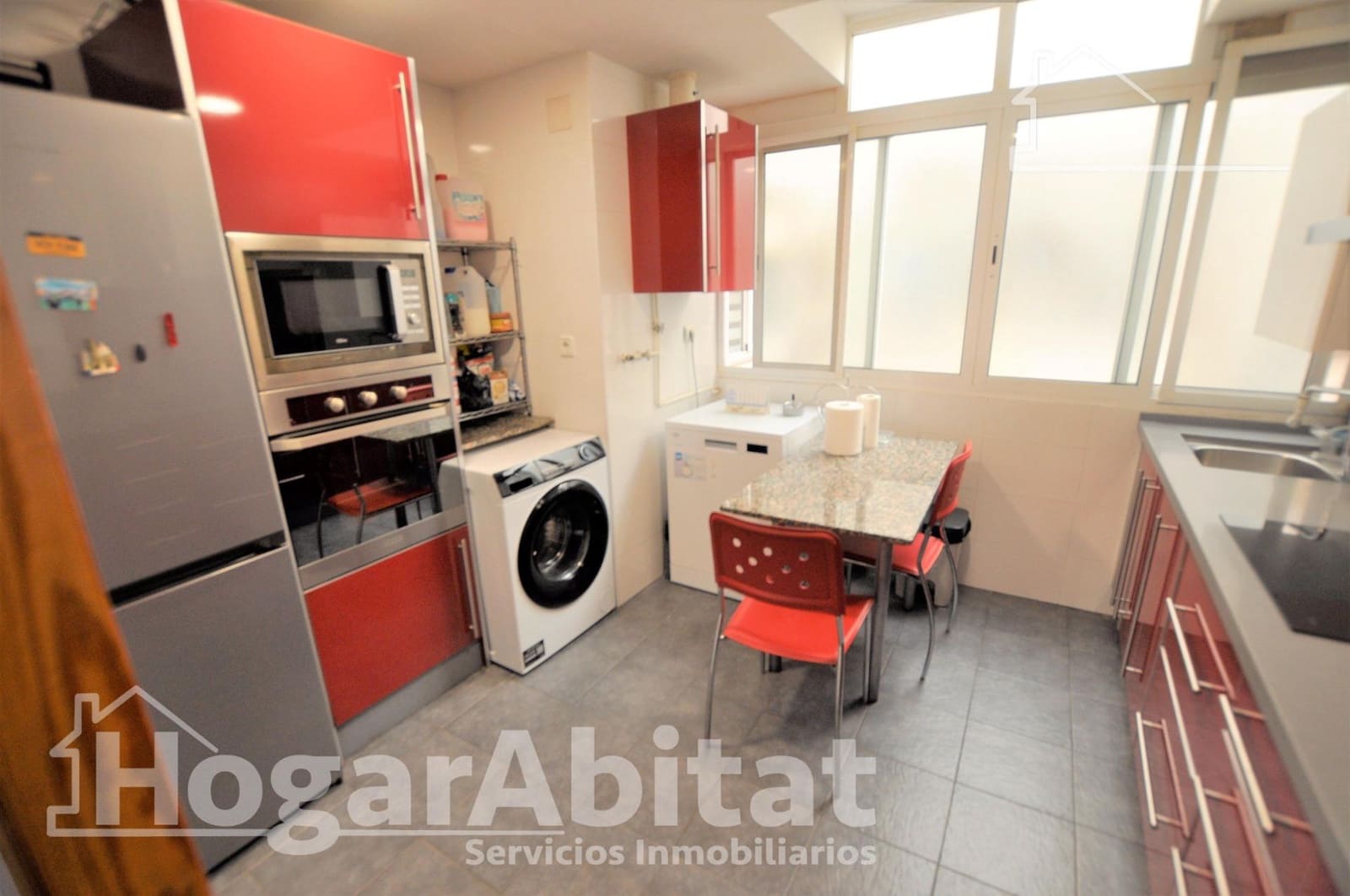 3 bedroom Flat for sale in Manises with garage - € 234,000 (Ref: 10035457)