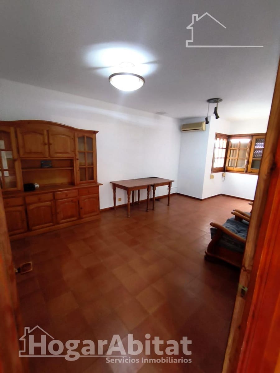 4 bedroom Flat for sale in Deltebre - € 96,000 (Ref: 10035460)