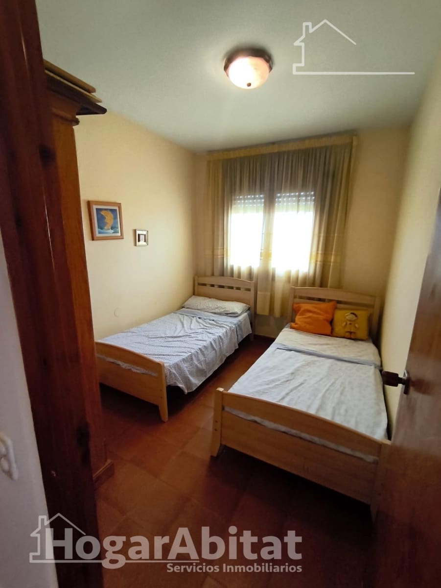 4 bedroom Flat for sale in Deltebre - € 96,000 (Ref: 10035460)