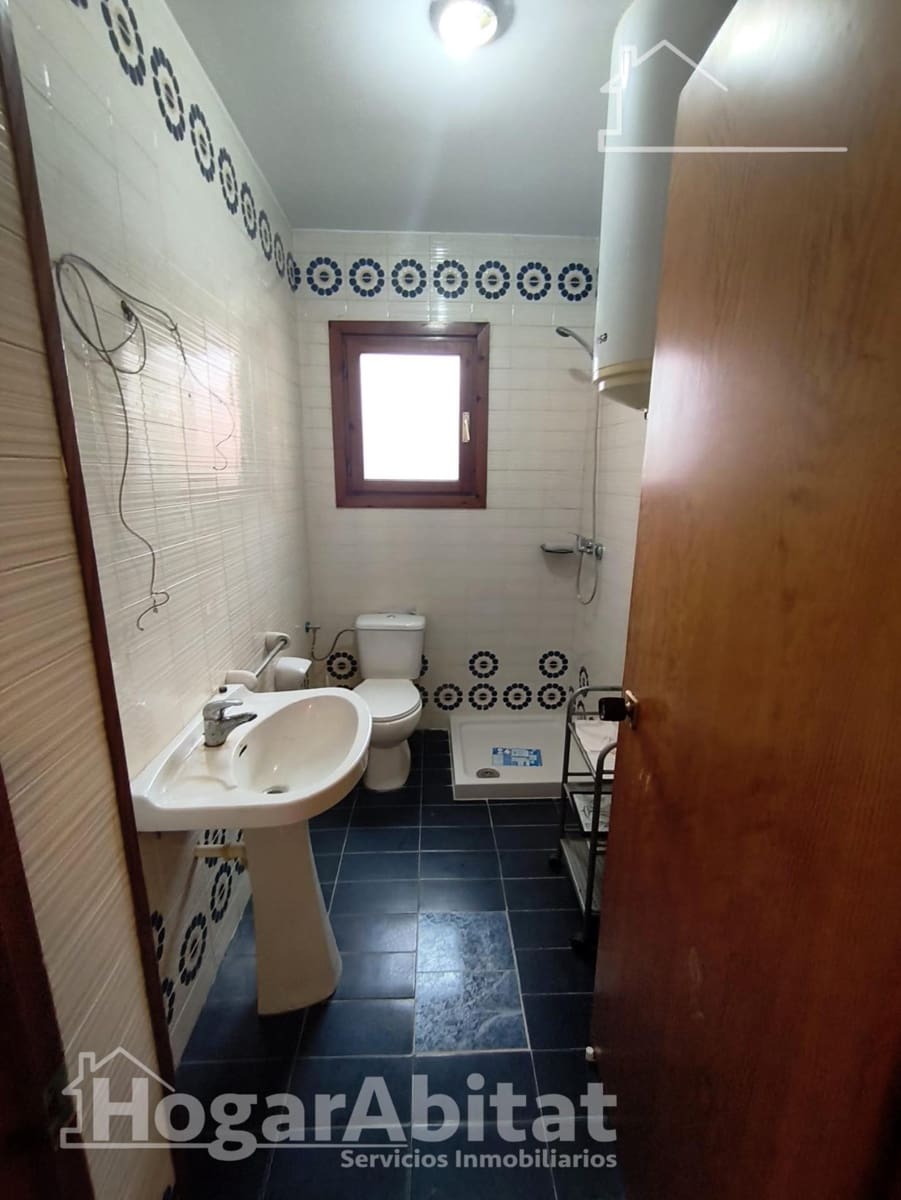 4 bedroom Flat for sale in Deltebre - € 96,000 (Ref: 10035460)