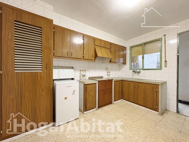 3 slaapkamer Huis te koop in Tavernes de la Valldigna met garage - € 90.000 (Ref: 10037513)