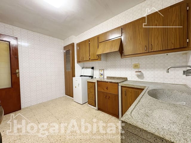 3 slaapkamer Huis te koop in Tavernes de la Valldigna met garage - € 90.000 (Ref: 10037513)