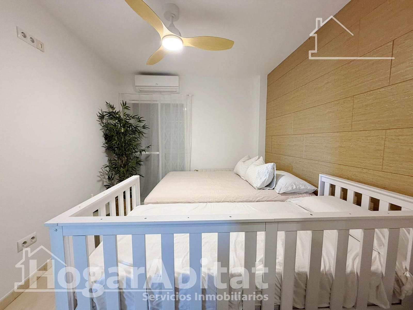 3 bedroom Villa for sale in Moncada with pool garage - € 539,000 (Ref: 10041209)