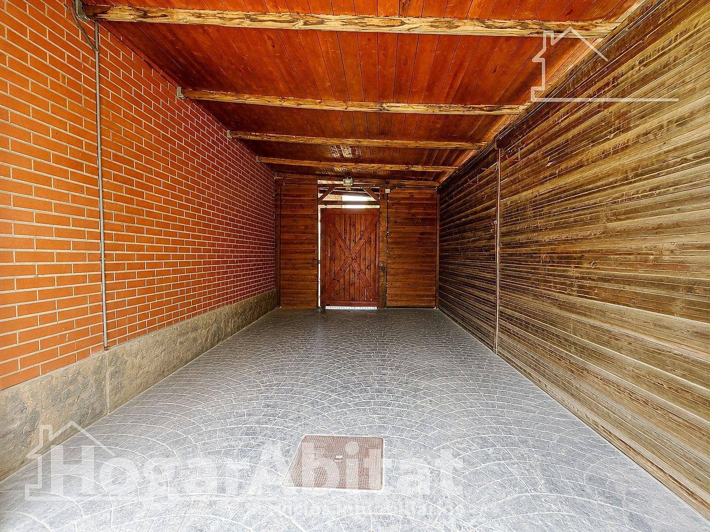 3 bedroom Villa for sale in Moncada with pool garage - € 539,000 (Ref: 10041209)