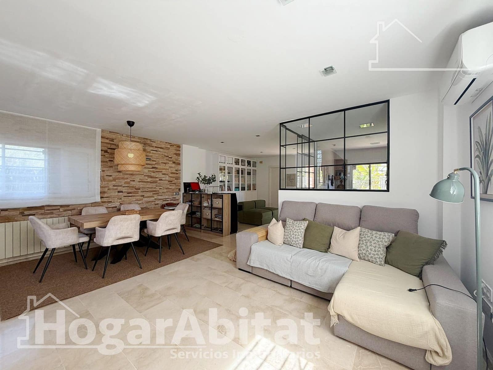 3 bedroom Villa for sale in Moncada with pool garage - € 539,000 (Ref: 10041209)