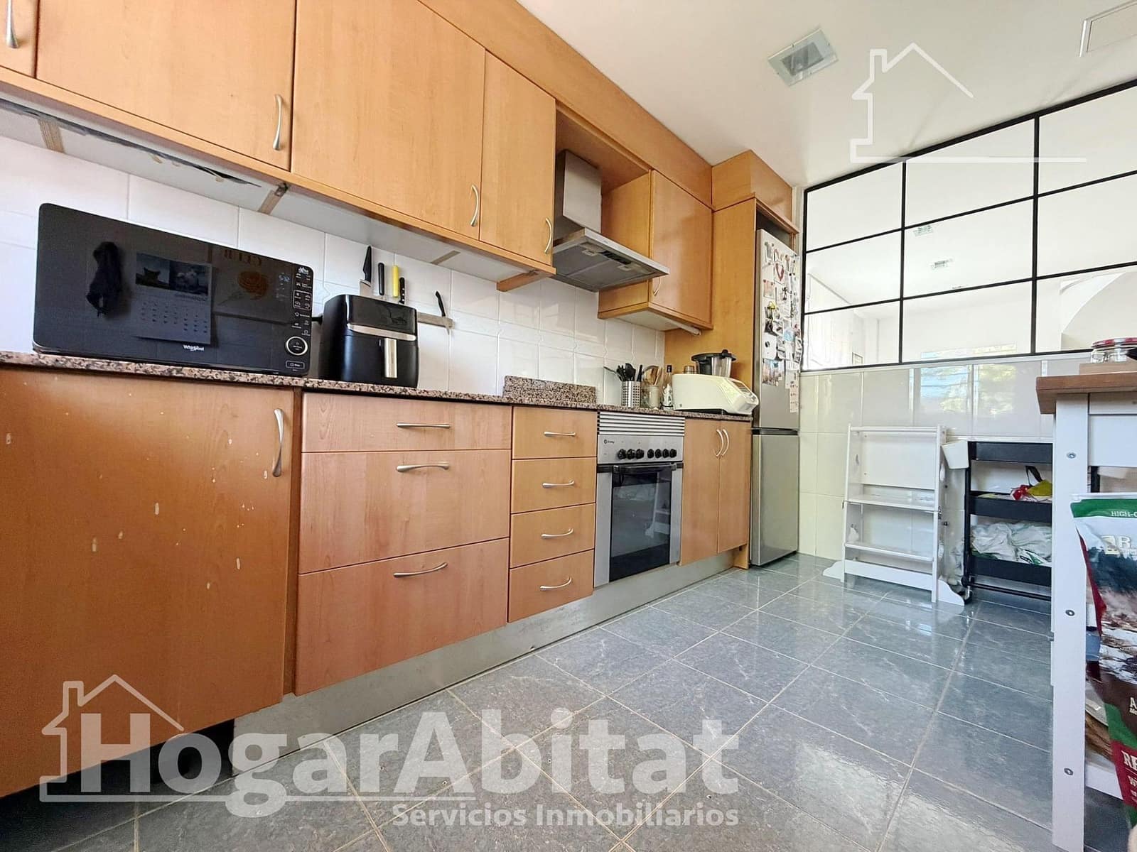 3 bedroom Villa for sale in Moncada with pool garage - € 539,000 (Ref: 10041209)