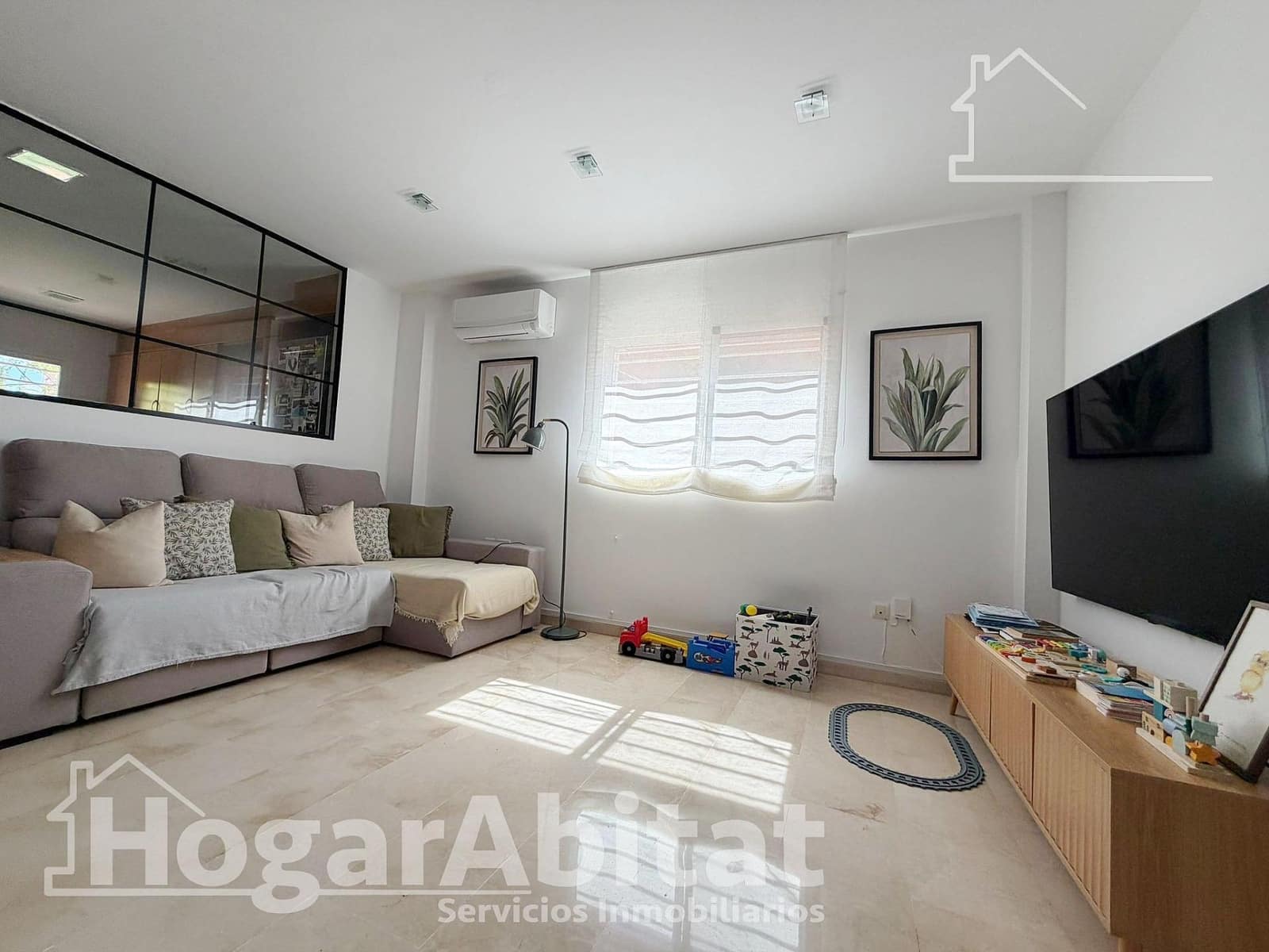 3 bedroom Villa for sale in Moncada with pool garage - € 539,000 (Ref: 10041209)
