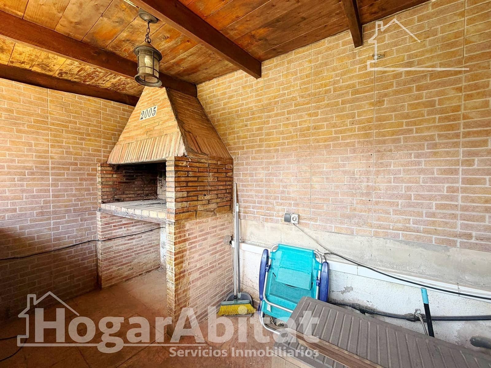 3 bedroom Villa for sale in Moncada with pool garage - € 539,000 (Ref: 10041209)