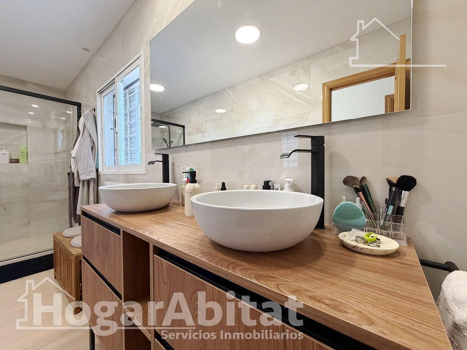 3 bedroom Villa for sale in Moncada with pool garage - € 539,000 (Ref: 10041209)