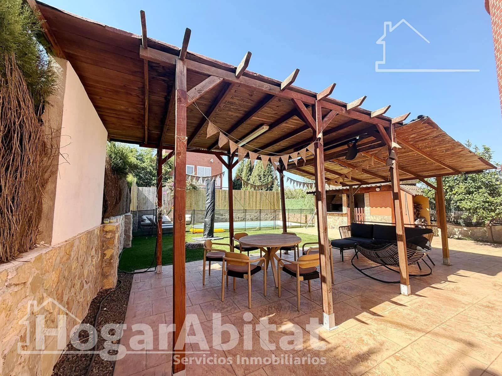 3 soverom Villa til salgs i Moncada med svømmebasseng garasje - € 539 000 (Ref: 10043114)