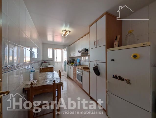 3 bedroom Flat for sale in Carolinas Bajas, Alicante / Alacant city with garage - € 288,000 (Ref: 10044890)