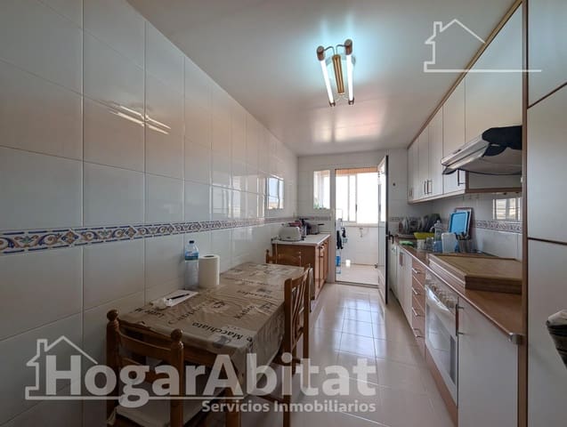 3 bedroom Flat for sale in Carolinas Bajas, Alicante / Alacant city with garage - € 288,000 (Ref: 10044890)