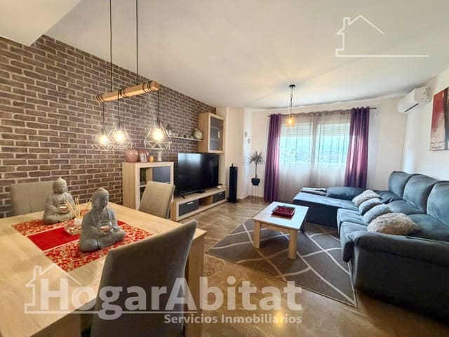4 bedroom Penthouse for sale in Vilamarxant / Villamarchante with garage - € 275,000 (Ref: 10044894)