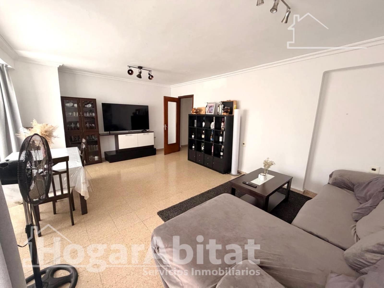 4 bedroom Flat for sale in Cheste - € 160,000 (Ref: 10044895)