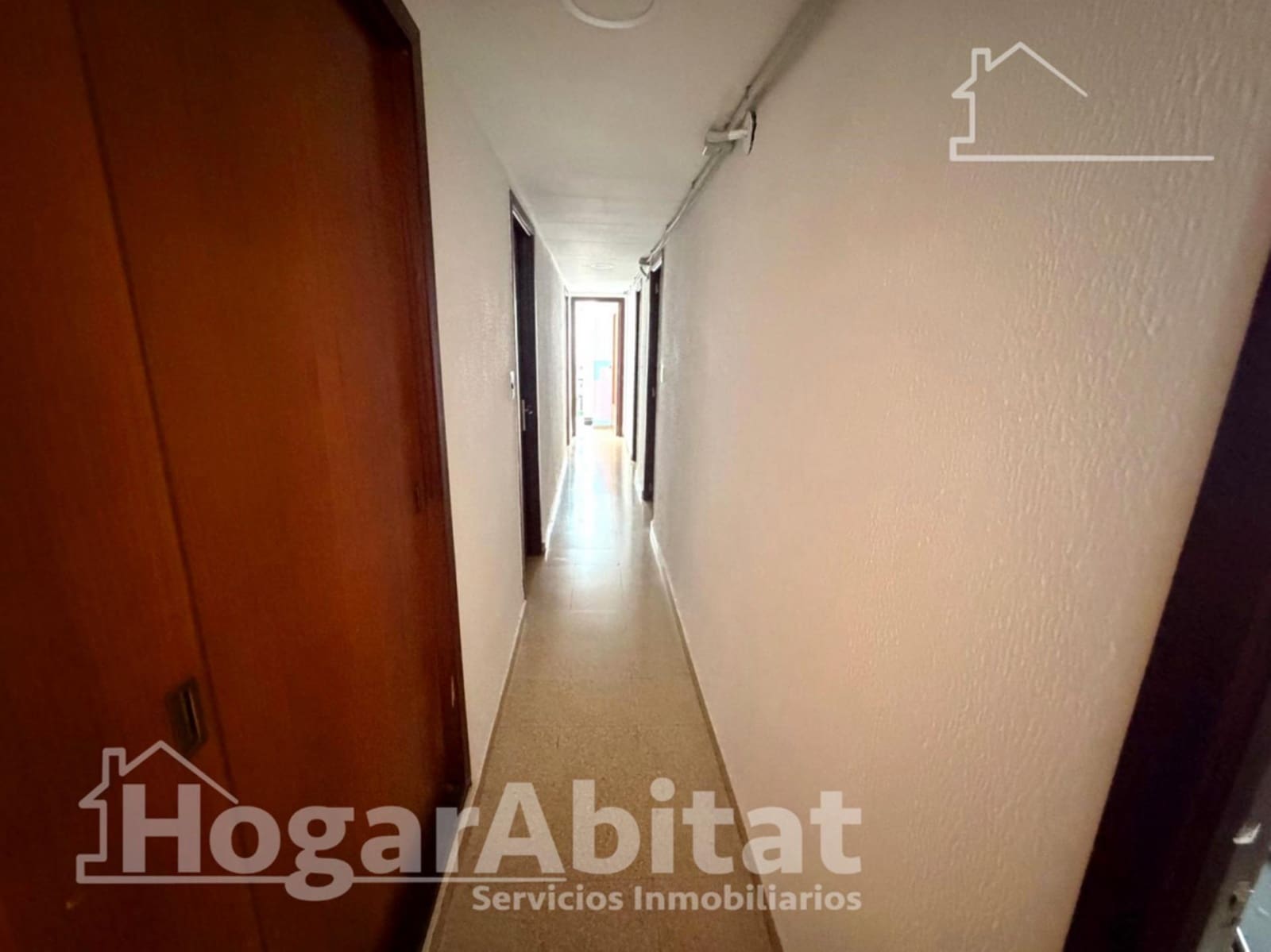 4 bedroom Flat for sale in Cheste - € 160,000 (Ref: 10044895)