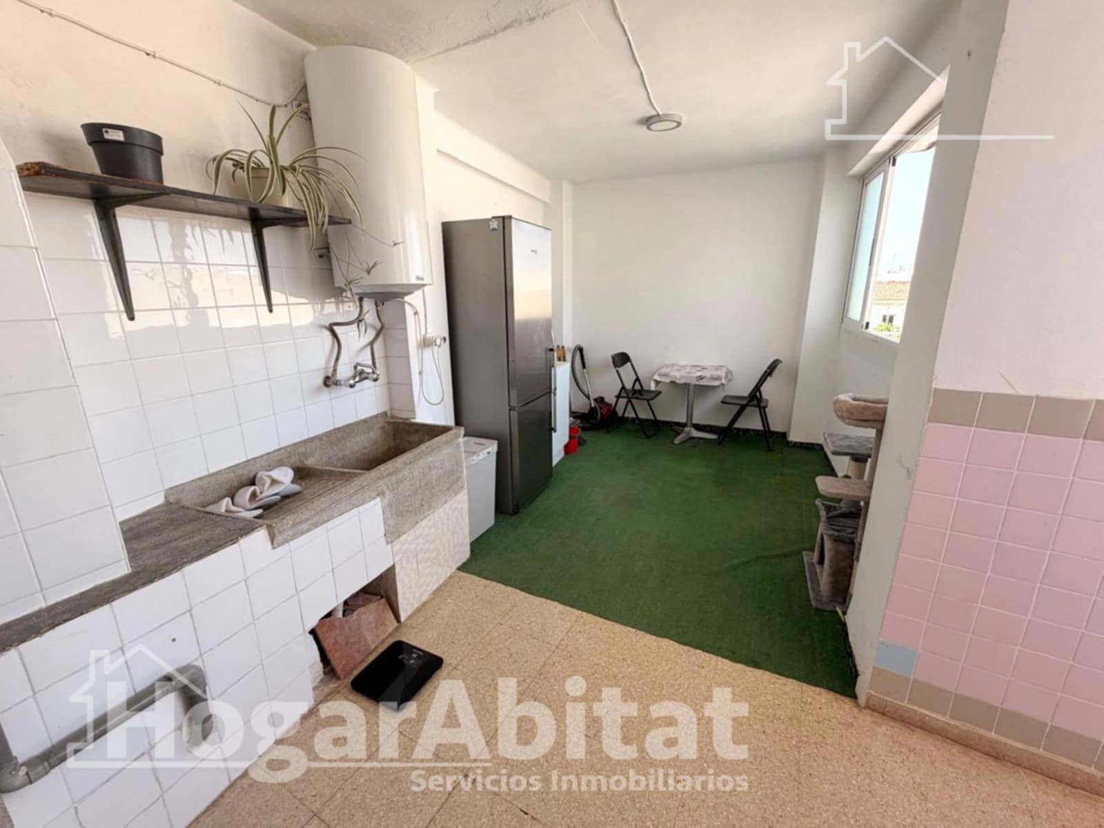 4 bedroom Flat for sale in Cheste - € 160,000 (Ref: 10044895)