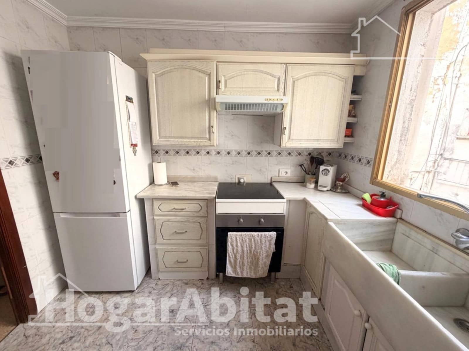 4 bedroom Flat for sale in Cheste - € 160,000 (Ref: 10044895)