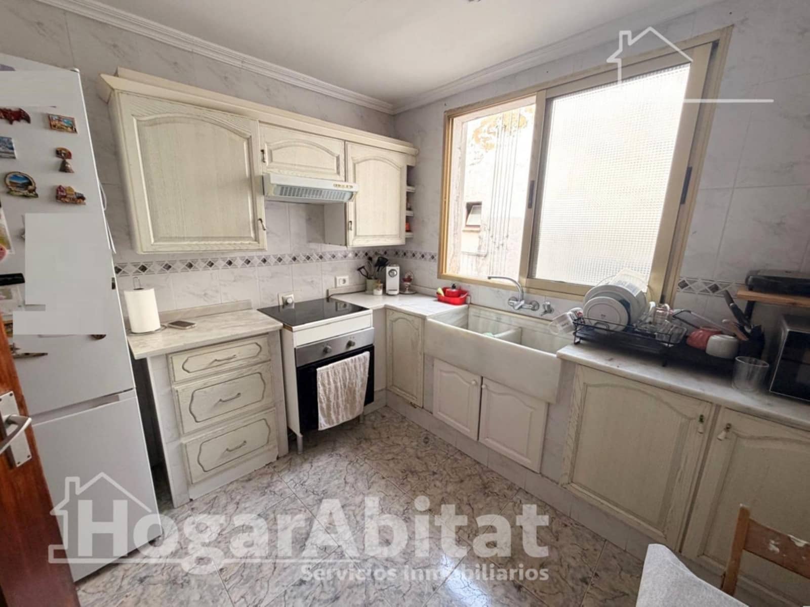 4 bedroom Flat for sale in Cheste - € 160,000 (Ref: 10044895)