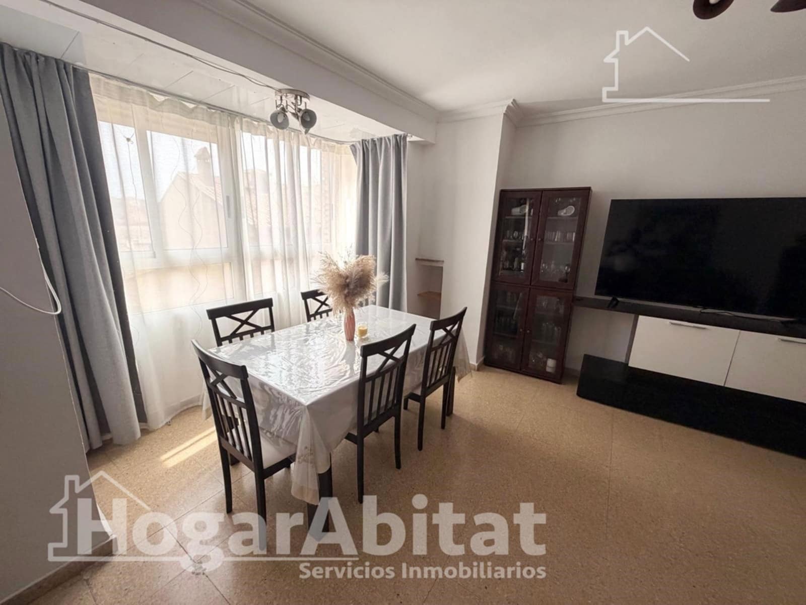 4 bedroom Flat for sale in Cheste - € 160,000 (Ref: 10044895)