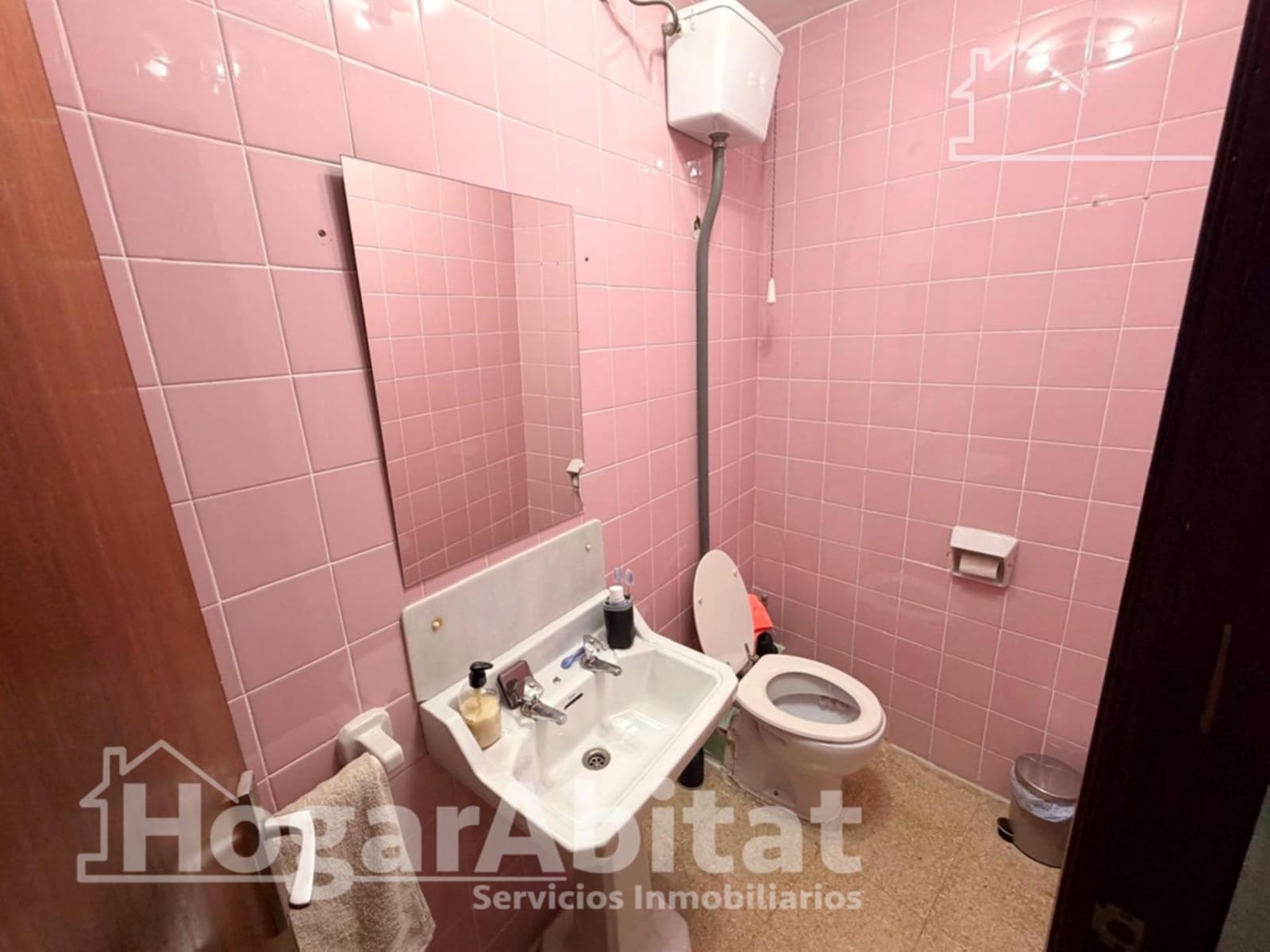 4 bedroom Flat for sale in Cheste - € 160,000 (Ref: 10044895)