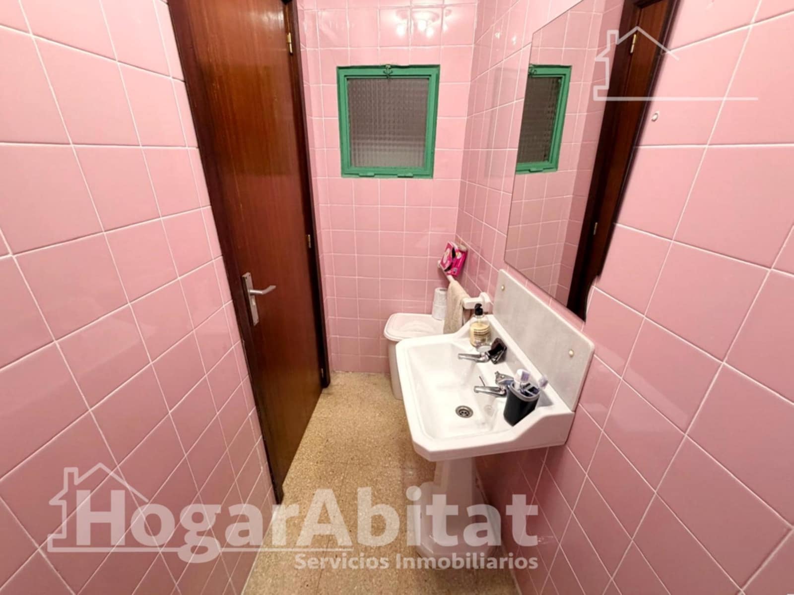 4 bedroom Flat for sale in Cheste - € 160,000 (Ref: 10044895)