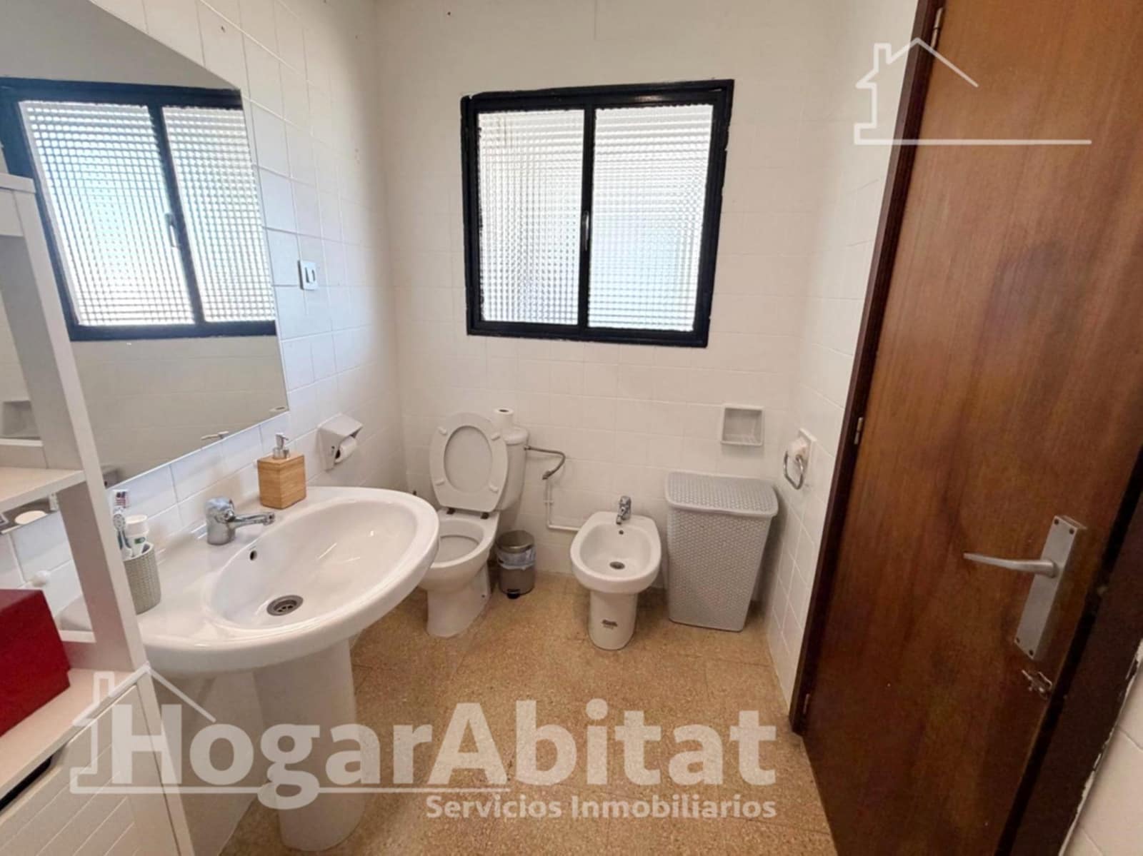 4 bedroom Flat for sale in Cheste - € 160,000 (Ref: 10044895)