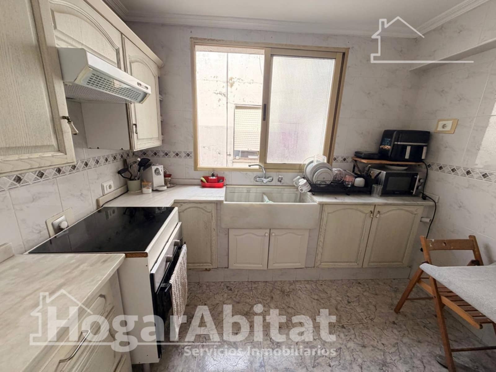 4 bedroom Flat for sale in Cheste - € 160,000 (Ref: 10044895)