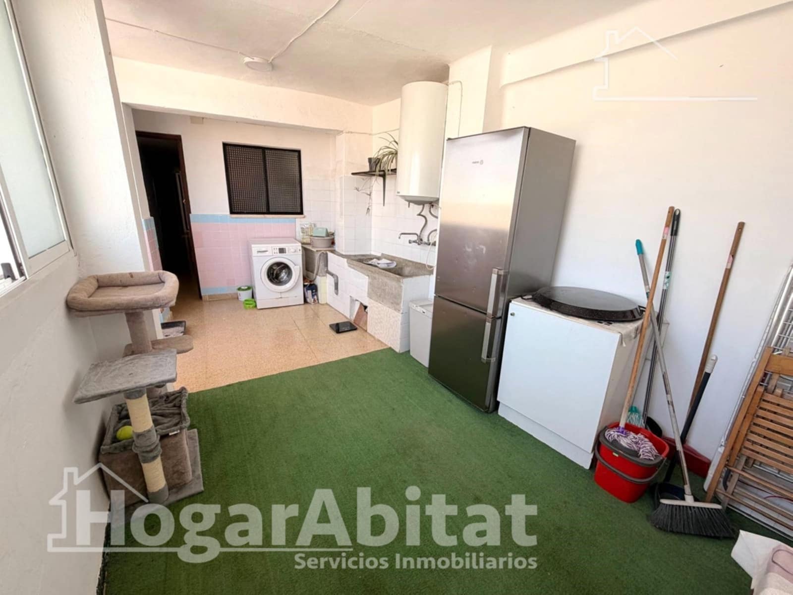4 bedroom Flat for sale in Cheste - € 160,000 (Ref: 10044895)