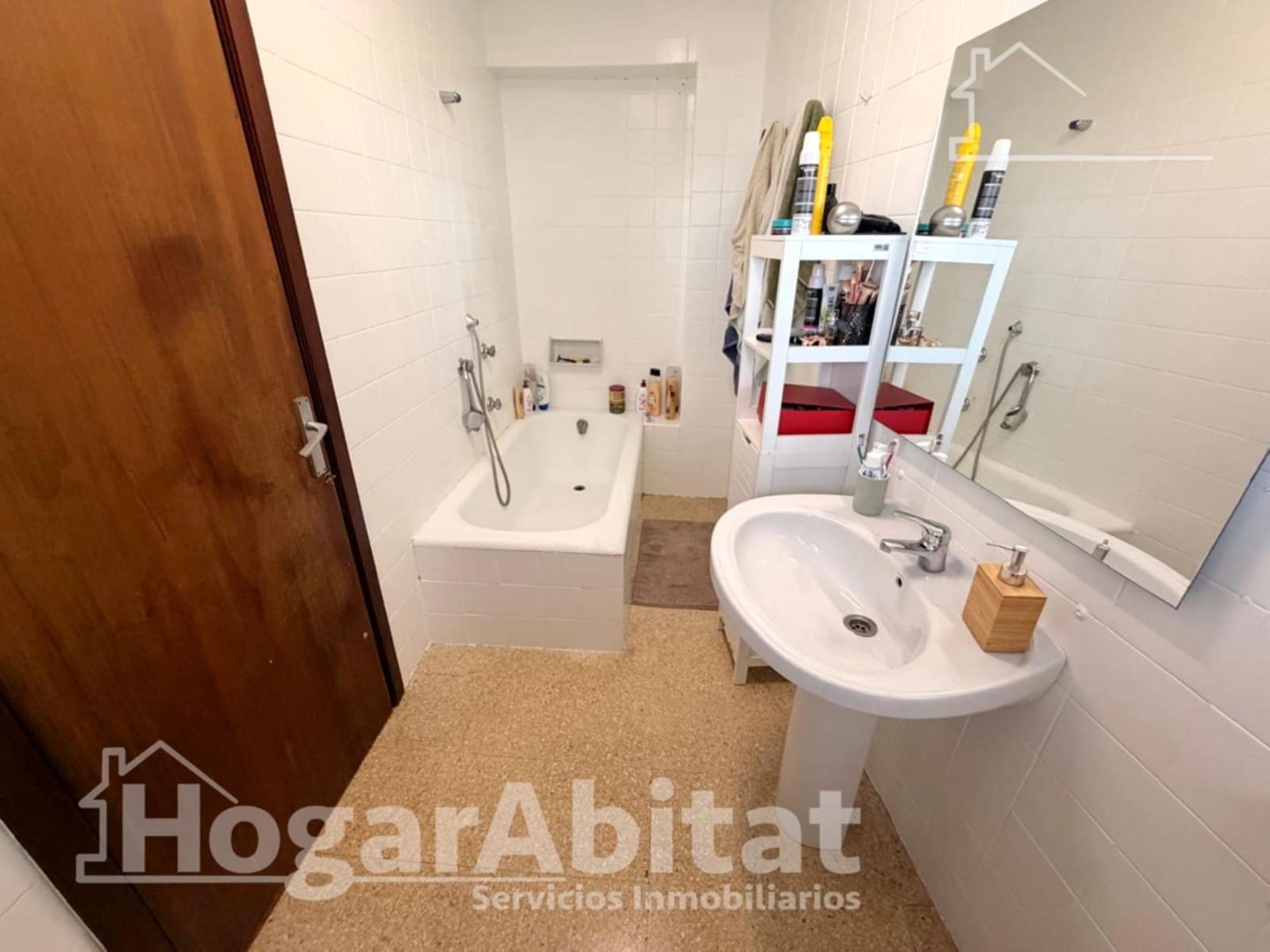 4 bedroom Flat for sale in Cheste - € 160,000 (Ref: 10044895)