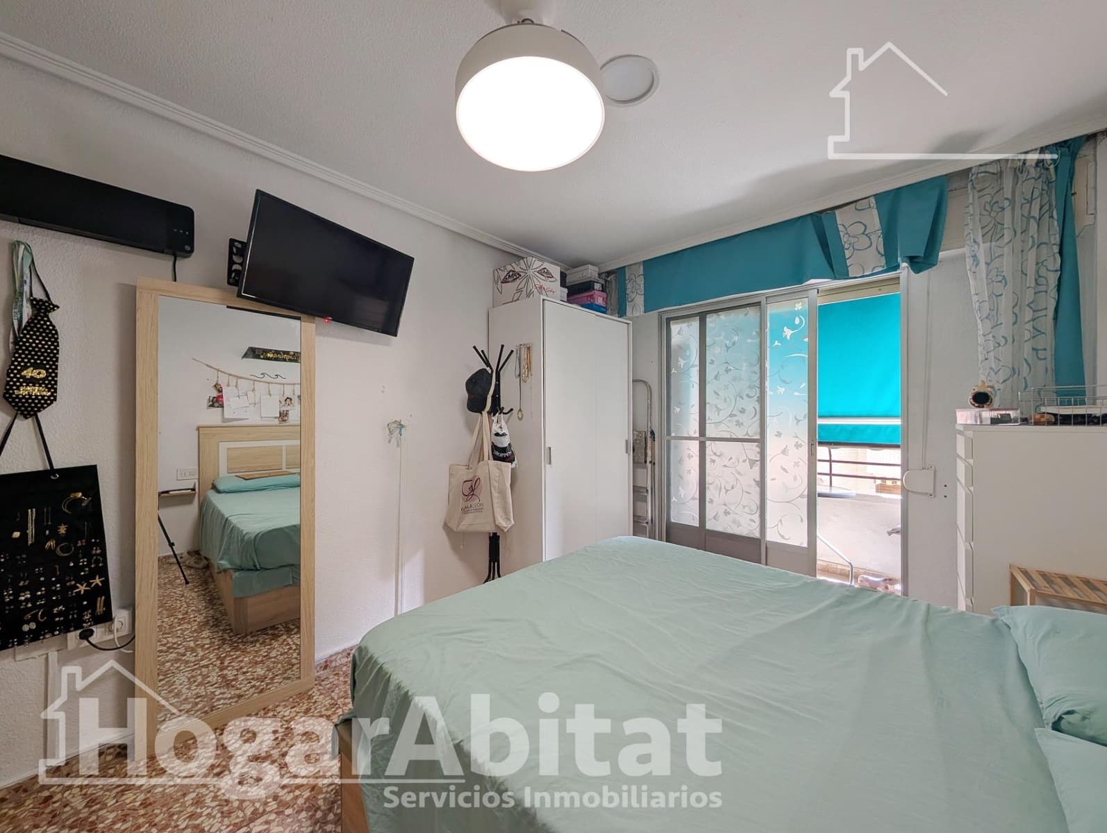 4 bedroom Flat for sale in San Vicente / Sant Vicent del Raspeig with garage - € 239,000 (Ref: 10047410)